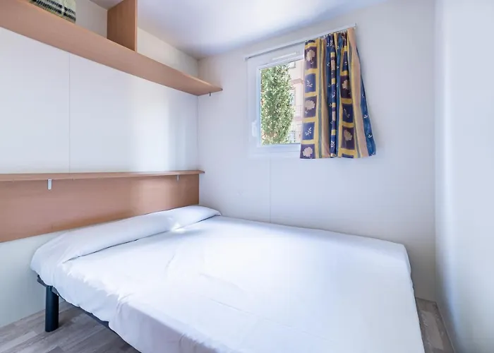 Camping Valencia - Bungalows * Пусоль